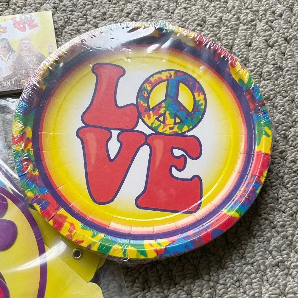 Bundle of 2 Yellow Hippie Icons Love Party Banner & Matching LOVE Paper Plates